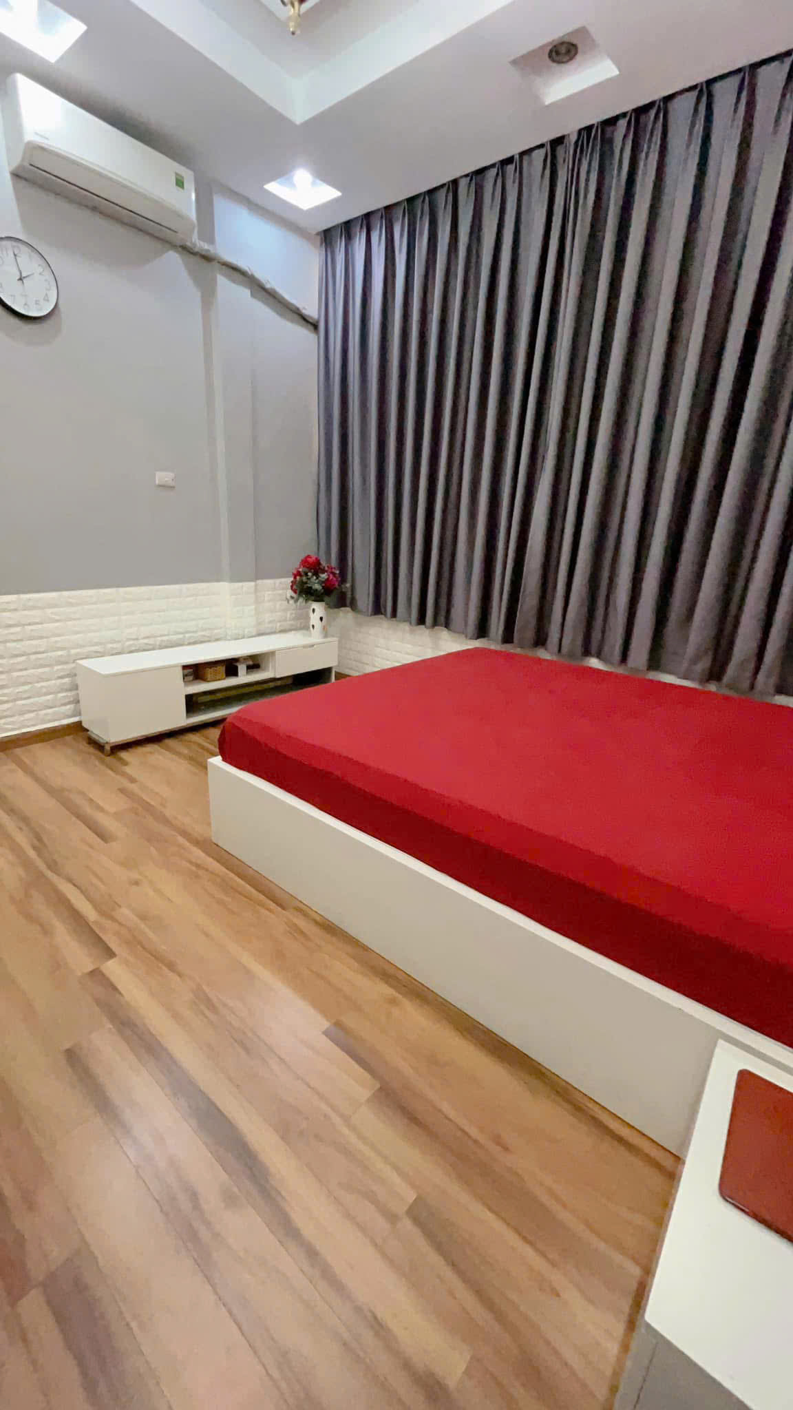 Cho thuê nhà nguyên căn ngõ Bùi Xương Trạch, 30m2, 4 tầng, 2 ngủ, 10 Triệu - Ảnh 1